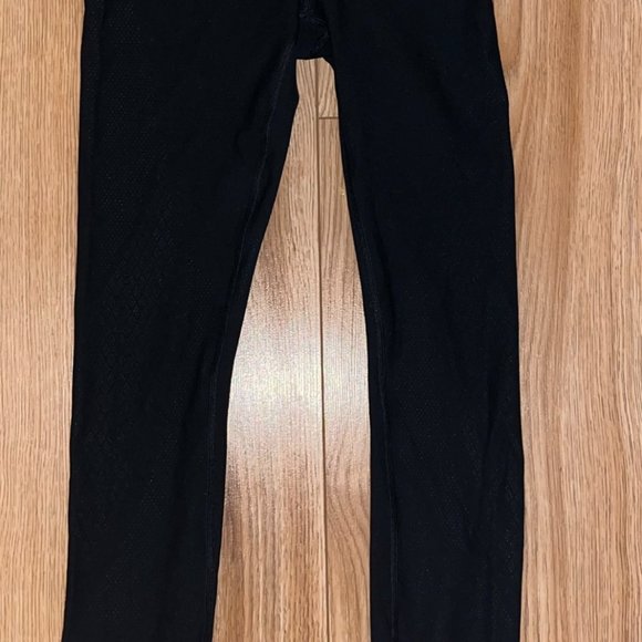 Lululemon See Through Design - Picture 3 of 4